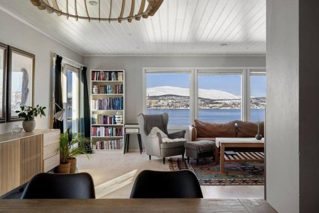 Cozy Home. Fantastic View And Parking Apartamento Tromsø